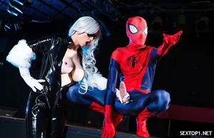 Xem phim Sex and the City 26 năm mới biết bê bối chấn ...