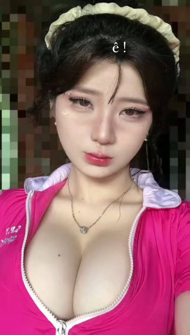 Nữa đêm xxx hai chị em dâm dục