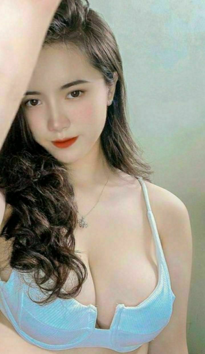 Xxx má kế trong khi đang nói chuyện với sếp