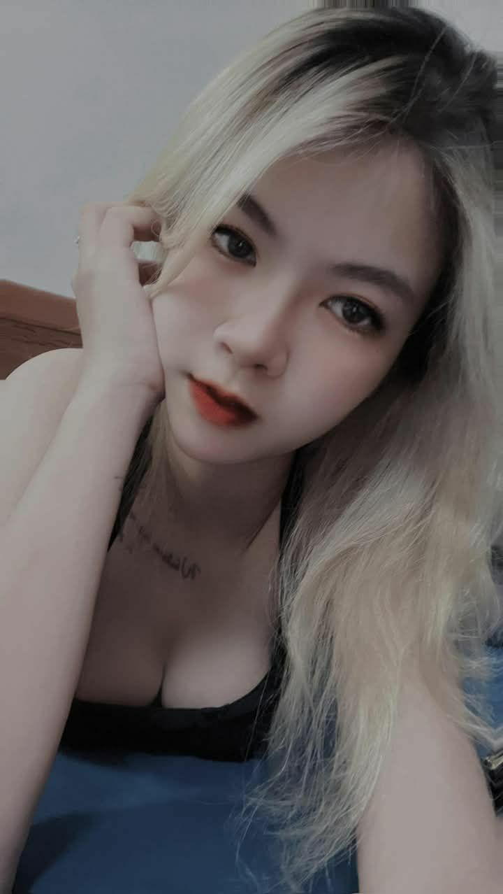 Có phải cậu nứng lồn lắm rồi phải không